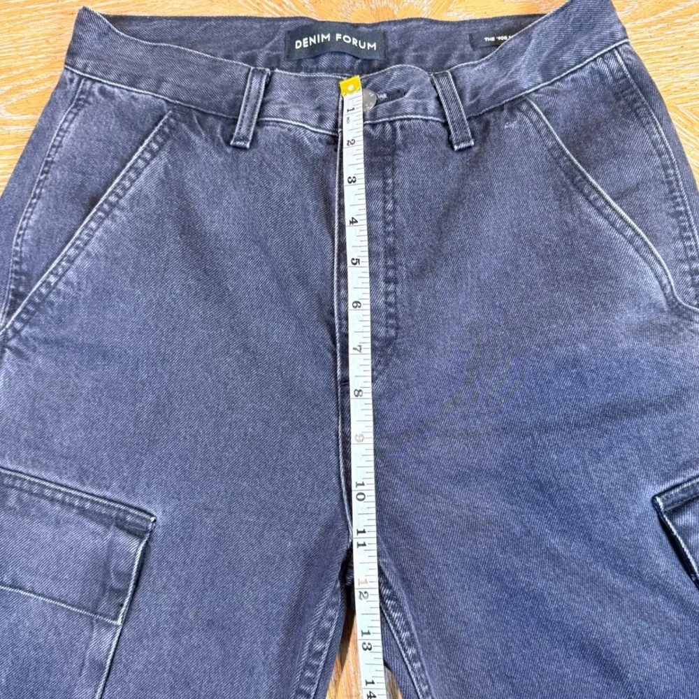 Aritzia Denim Forum The '90s Millie Hi-Rise Cargo Jeans Washed Black Size 26